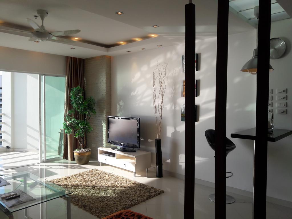 Studio Veiwtalay 7 Pattaya Exteriör bild