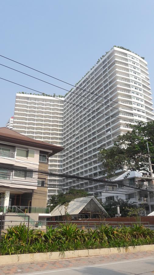 Studio Veiwtalay 7 Pattaya Exteriör bild